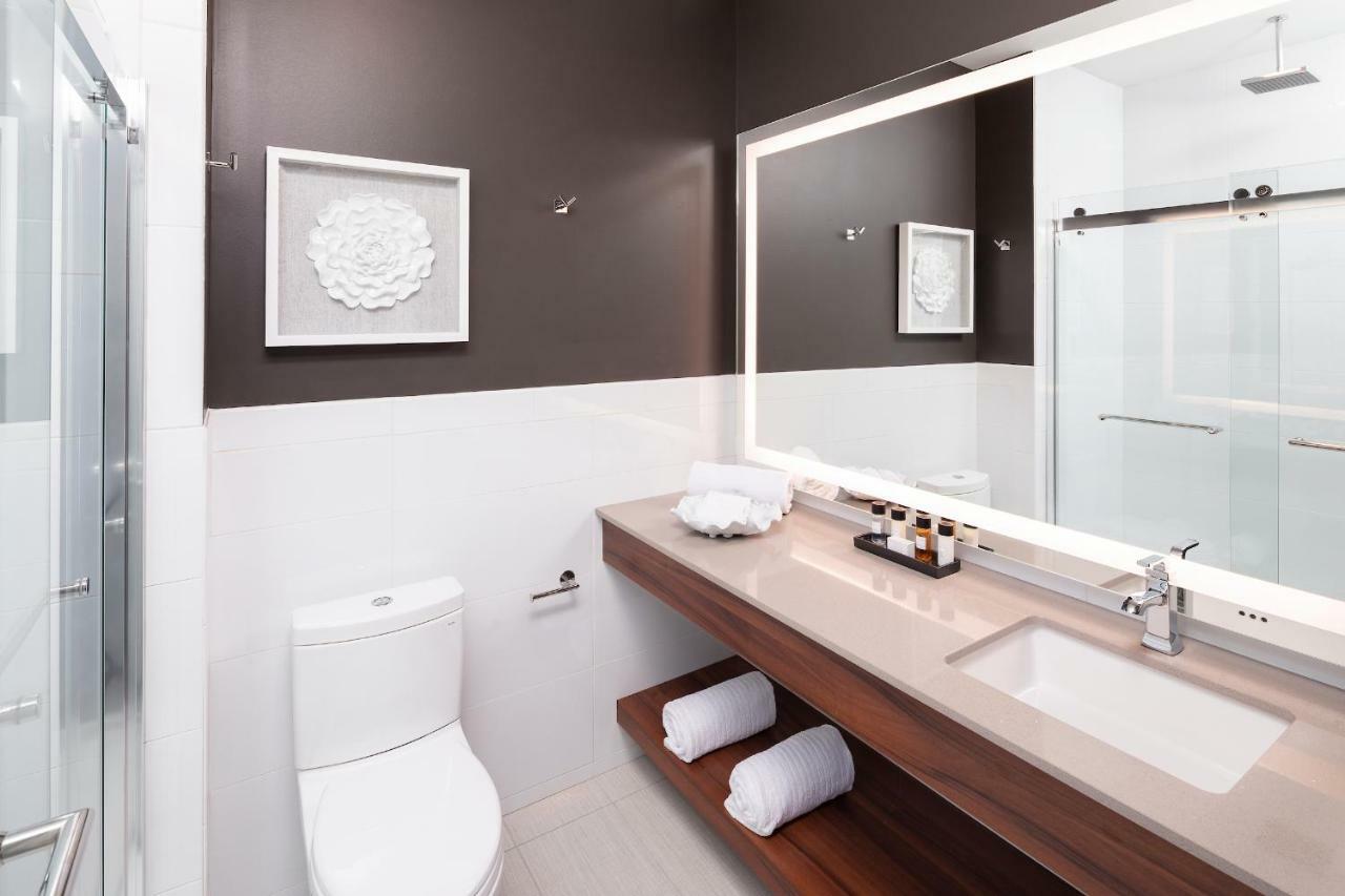 Hotel On Phillips ซูฟอลส์ ภายนอก รูปภาพ